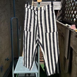 Size M Petite Black & White Striped Work Pants